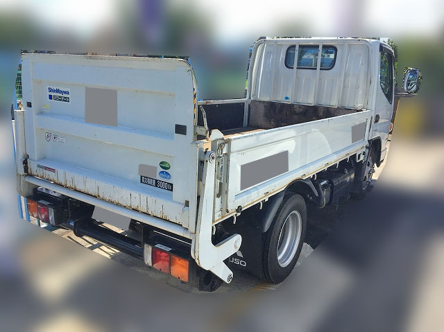 三菱ふそうキャンター平ボディ小型（2t・3t）[写真04]