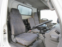 いすゞエルフアルミバン小型（2t・3t）[写真30]