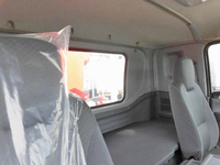 いすゞフォワードユニック4段中型（4t）[写真11]