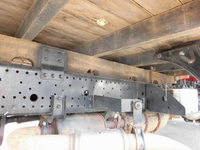 いすゞフォワードユニック4段中型（4t）[写真06]