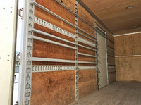 いすゞエルフアルミバン小型（2t・3t）[写真09]