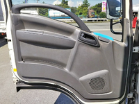 いすゞエルフアルミバン小型（2t・3t）[写真26]