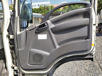 いすゞエルフアルミバン小型（2t・3t）[写真27]