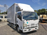 いすゞエルフアルミバン小型（2t・3t）[写真03]