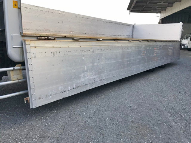 三菱ふそうファイターアルミブロック増トン（6t・8t）[写真14]