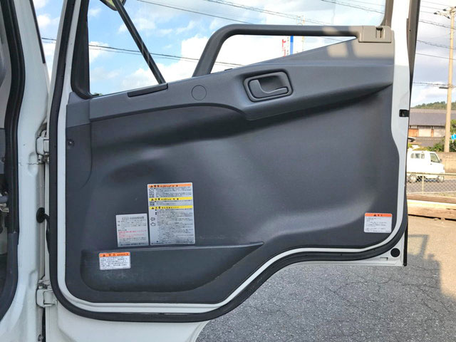 三菱ふそうファイターアルミブロック増トン（6t・8t）[写真29]