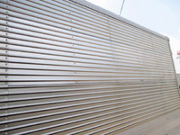 三菱ふそうキャンターアルミウイング小型（2t・3t）[写真10]