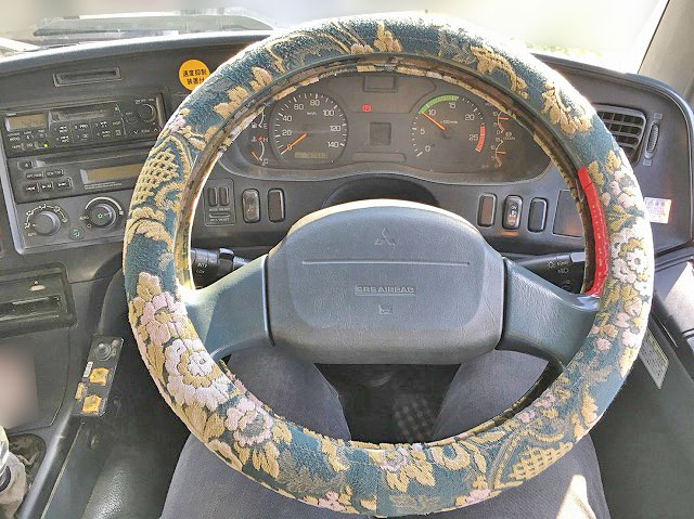 三菱ふそうスーパーグレートダンプ大型（10t）[写真28]