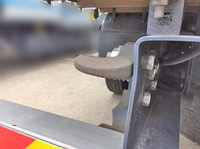 いすゞエルフユニック4段小型（2t・3t）[写真10]