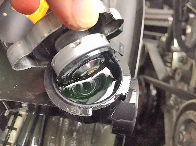 いすゞエルフユニック4段小型（2t・3t）[写真28]