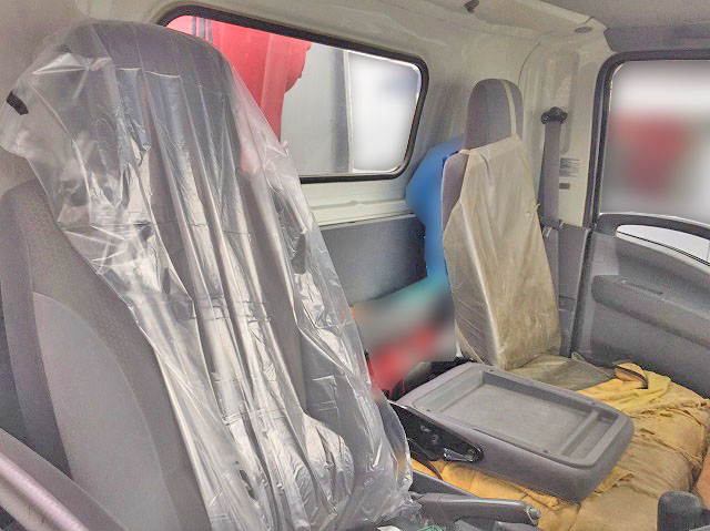 いすゞエルフユニック4段小型（2t・3t）[写真30]