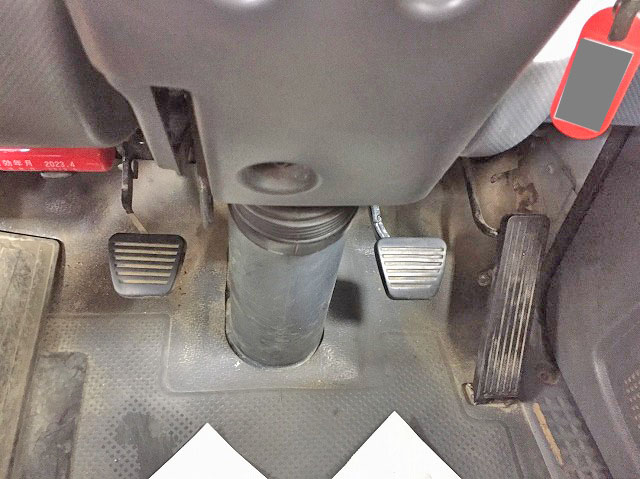 いすゞエルフユニック4段小型（2t・3t）[写真33]