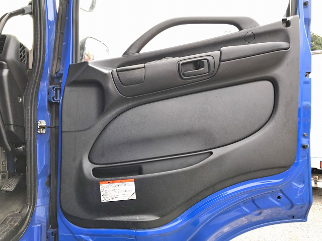 日野プロフィアトレーラーヘッド（トラクターヘッド）大型（10t）[写真27]