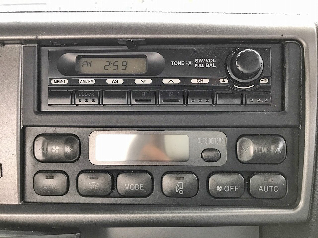 日野プロフィアトレーラーヘッド（トラクターヘッド）大型（10t）[写真38]