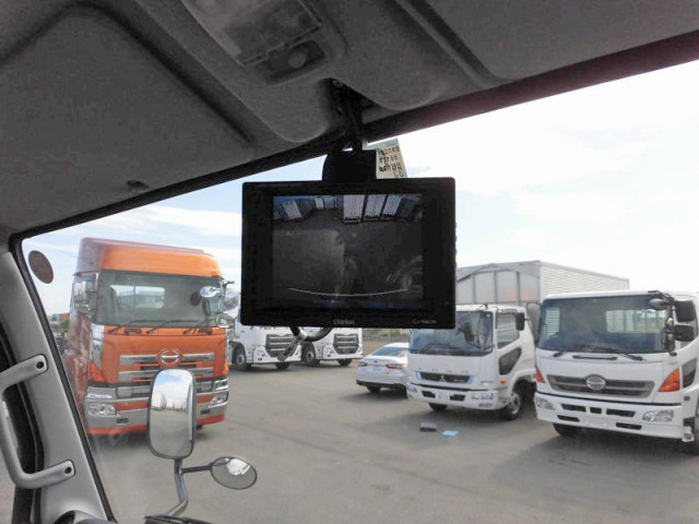 三菱ふそうキャンターアルミバン小型（2t・3t）[写真11]