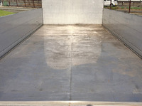 いすゞエルフアルミブロック小型（2t・3t）[写真11]