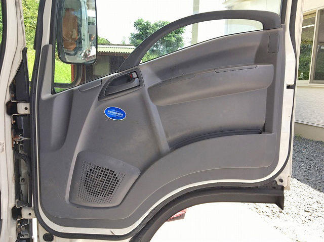 いすゞエルフアルミブロック小型（2t・3t）[写真30]