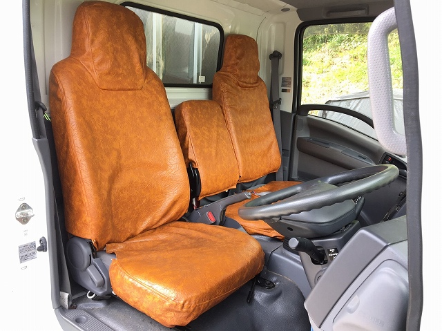 いすゞエルフアルミブロック小型（2t・3t）[写真31]