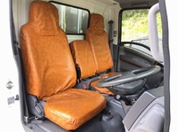 いすゞエルフアルミブロック小型（2t・3t）[写真31]