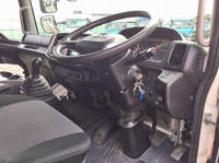 日野レンジャー冷凍車（冷蔵車）中型（4t）[写真34]