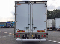 日野レンジャー冷凍車（冷蔵車）中型（4t）[写真09]