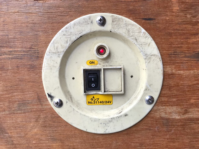 いすゞエルフアルミバン小型（2t・3t）[写真14]