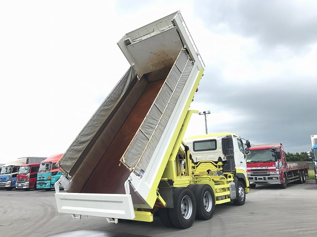 日野プロフィアダンプ大型（10t）[写真02]