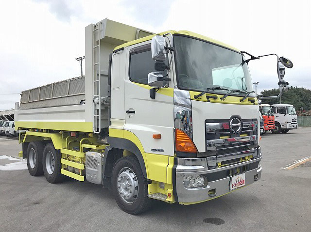 日野プロフィアダンプ大型（10t）[写真03]