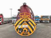 いすゞフォワード汚泥吸引車中型（4t）[写真12]