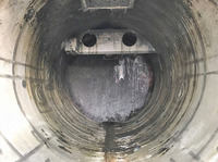 いすゞフォワード汚泥吸引車中型（4t）[写真14]