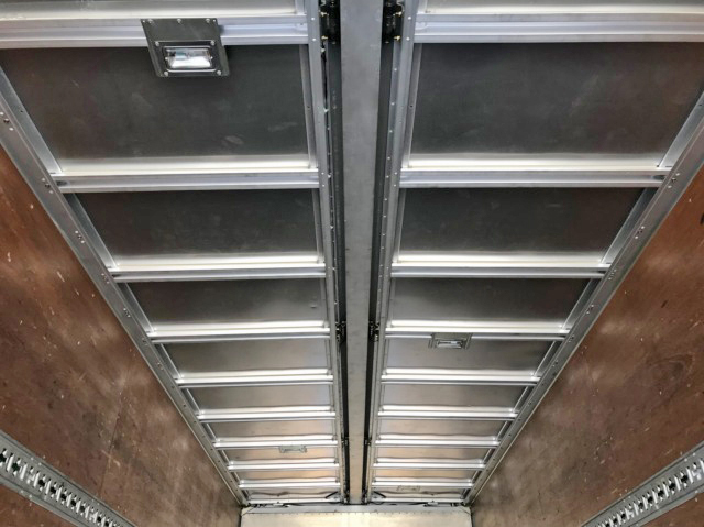 日野レンジャーアルミウイング中型（4t）[写真14]