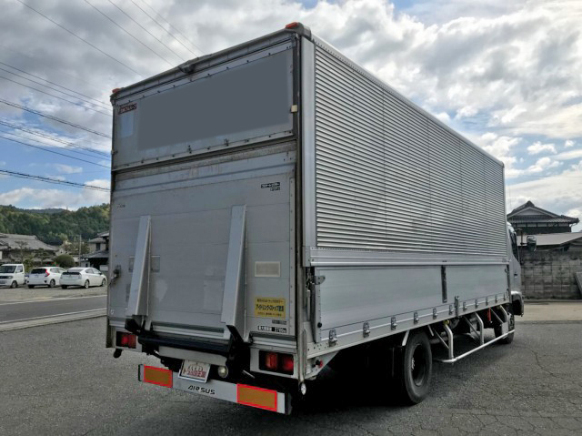 日野レンジャーアルミウイング中型（4t）[写真02]