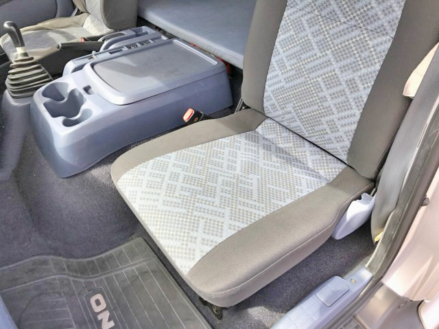 日野レンジャーアルミウイング中型（4t）[写真31]