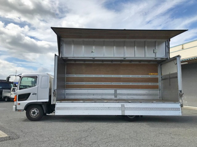 日野レンジャーアルミウイング中型（4t）[写真07]