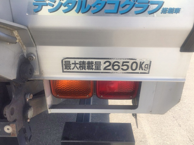 UDトラックスコンドルアルミウイング中型（4t）[写真10]