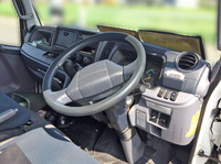 三菱ふそうキャンターアルミバン小型（2t・3t）[写真23]