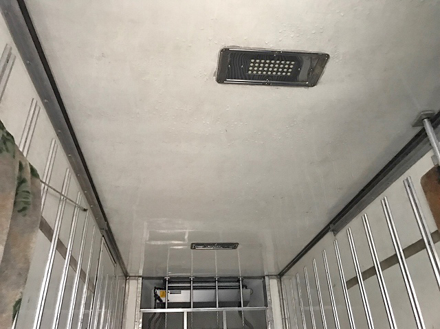 日野デュトロ冷凍車（冷蔵車）小型（2t・3t）[写真12]