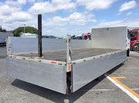 UDトラックスコンドルアルミブロック中型（4t）[写真10]