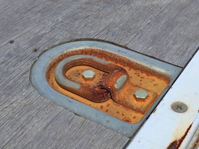 UDトラックスコンドルアルミブロック中型（4t）[写真13]