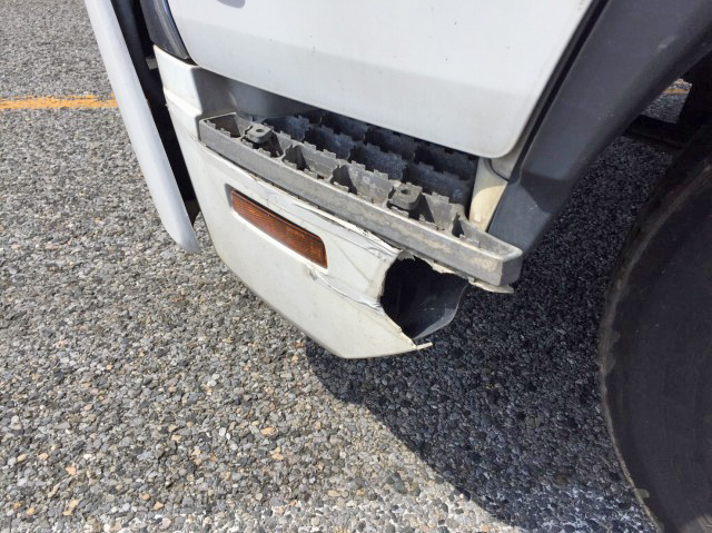 UDトラックスコンドルアルミブロック中型（4t）[写真16]