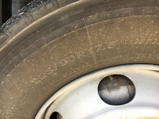 いすゞフォワードアルミウイング中型（4t）[写真17]