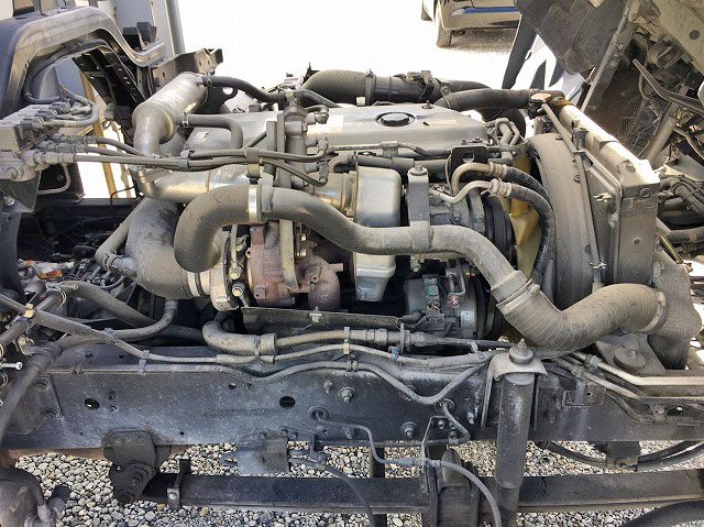 いすゞフォワードアルミウイング中型（4t）[写真20]