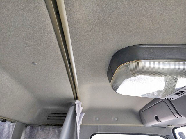 いすゞフォワードアルミウイング中型（4t）[写真26]