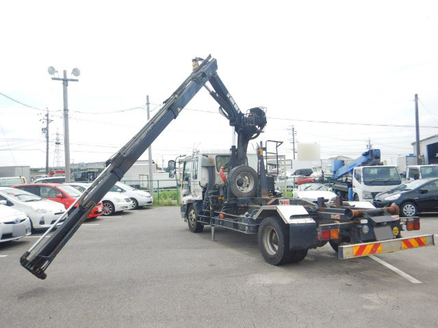 いすゞフォワードヒアブ付コンテナ専用車増トン（6t・8t）[写真03]