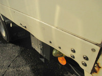 いすゞエルフ冷凍車（冷蔵車）小型（2t・3t）[写真16]