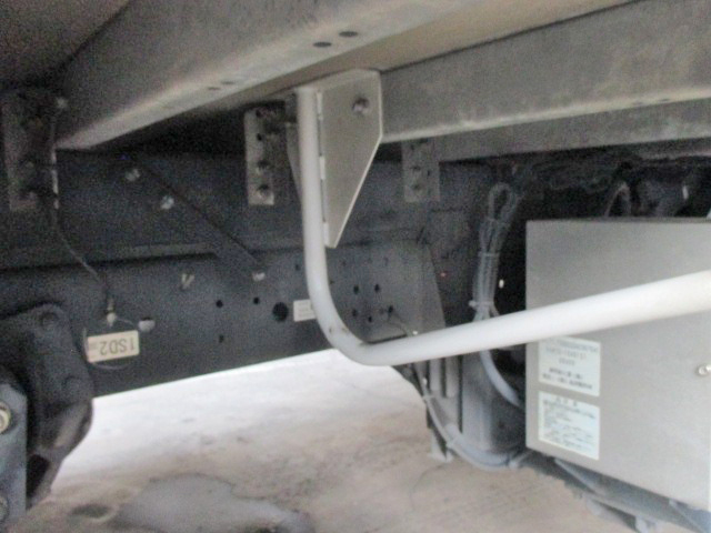 いすゞエルフ冷凍車（冷蔵車）小型（2t・3t）[写真20]