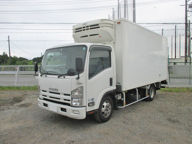 いすゞエルフ冷凍車（冷蔵車）小型（2t・3t）[写真03]