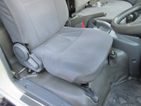 いすゞエルフ冷凍車（冷蔵車）小型（2t・3t）[写真32]