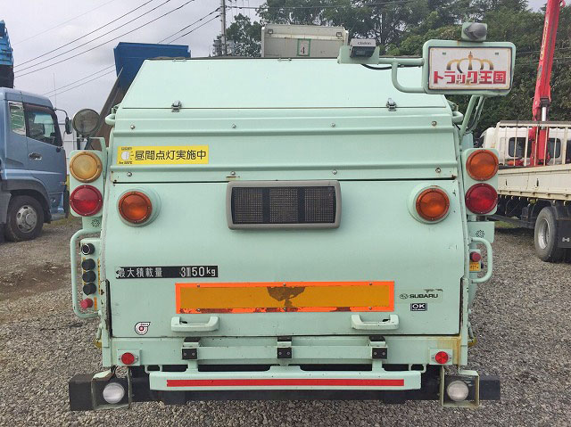 いすゞエルフパッカー車（塵芥車）小型（2t・3t）[写真11]