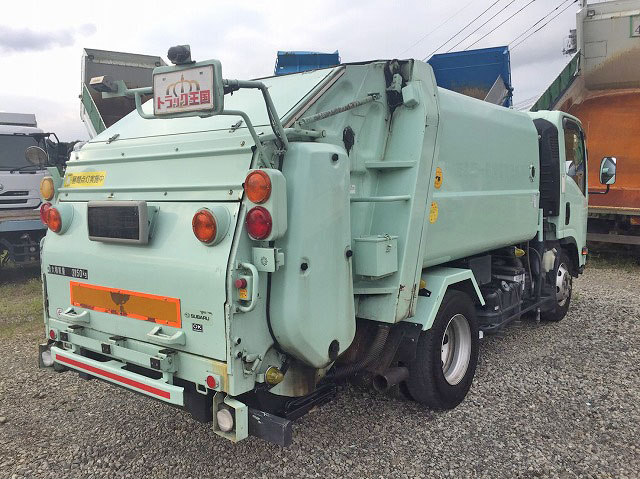 いすゞエルフパッカー車（塵芥車）小型（2t・3t）[写真02]